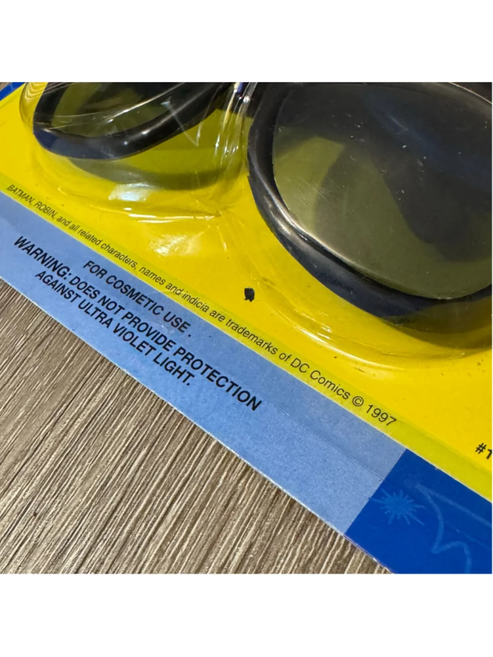 Vintage 1997 Batman & Robin Party Sunglasses 4 Pack Rare